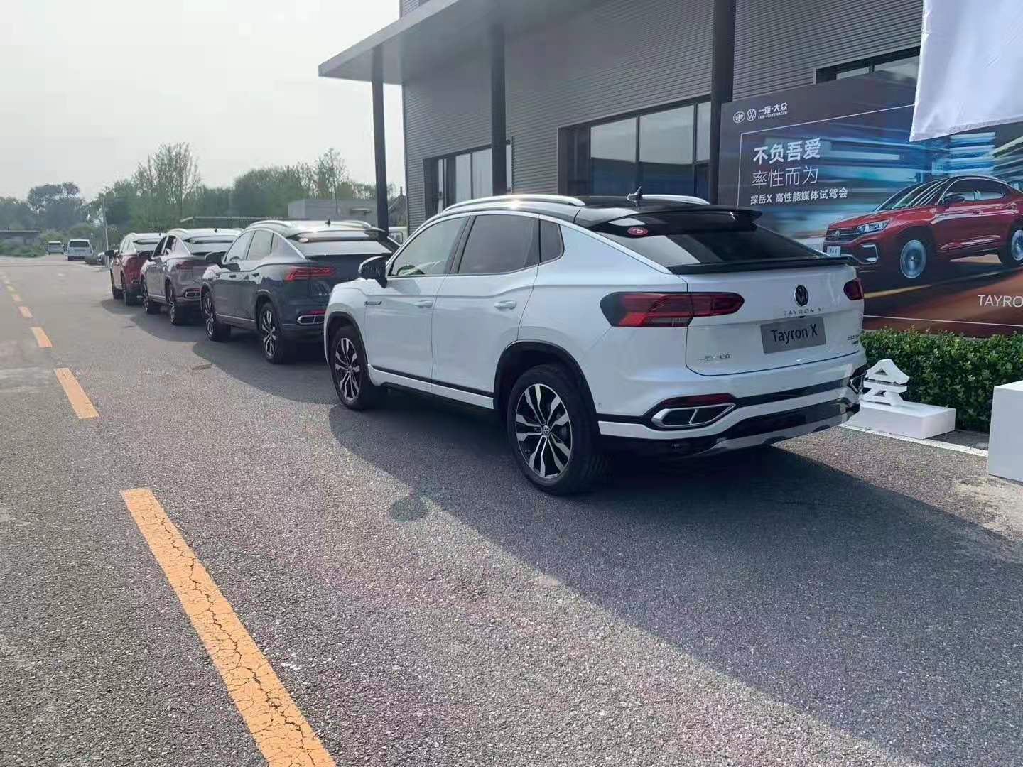 北京商務(wù)車租賃 北京商務(wù)車租賃